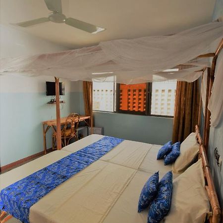 B&B Chez Rita Kotonu Zewnętrze zdjęcie