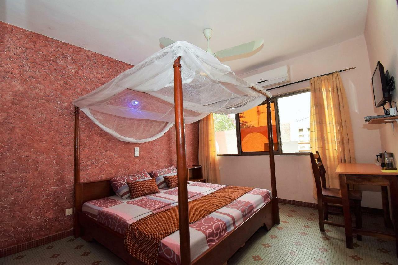 B&B Chez Rita Kotonu Zewnętrze zdjęcie