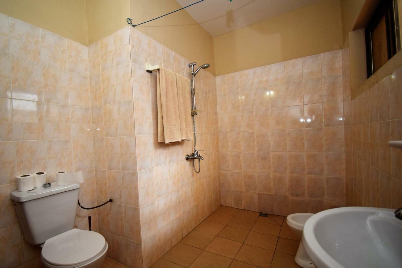 B&B Chez Rita Kotonu Zewnętrze zdjęcie