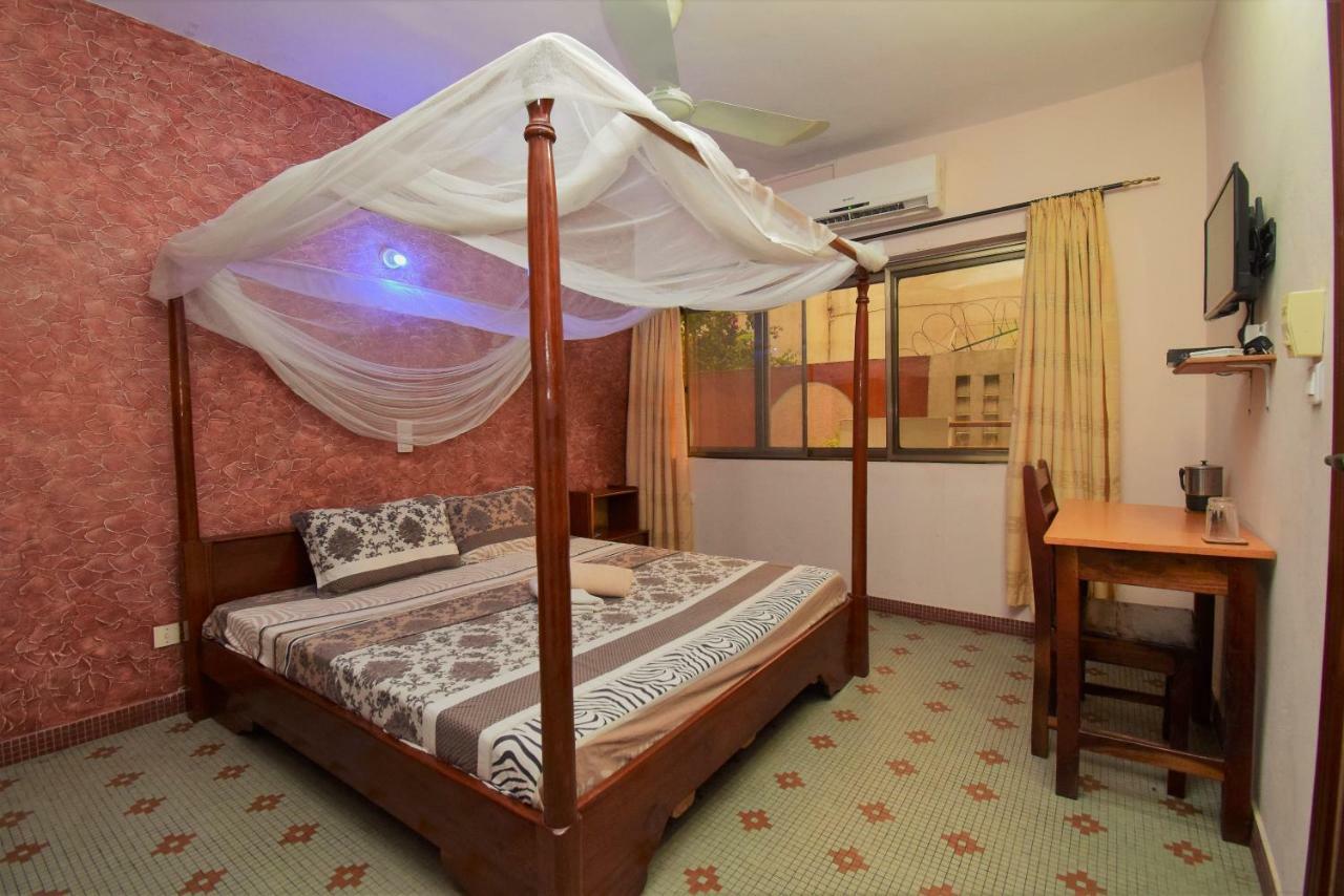 B&B Chez Rita Kotonu Zewnętrze zdjęcie