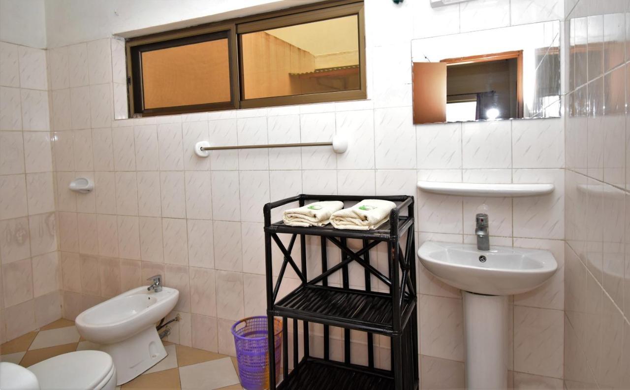 B&B Chez Rita Kotonu Zewnętrze zdjęcie