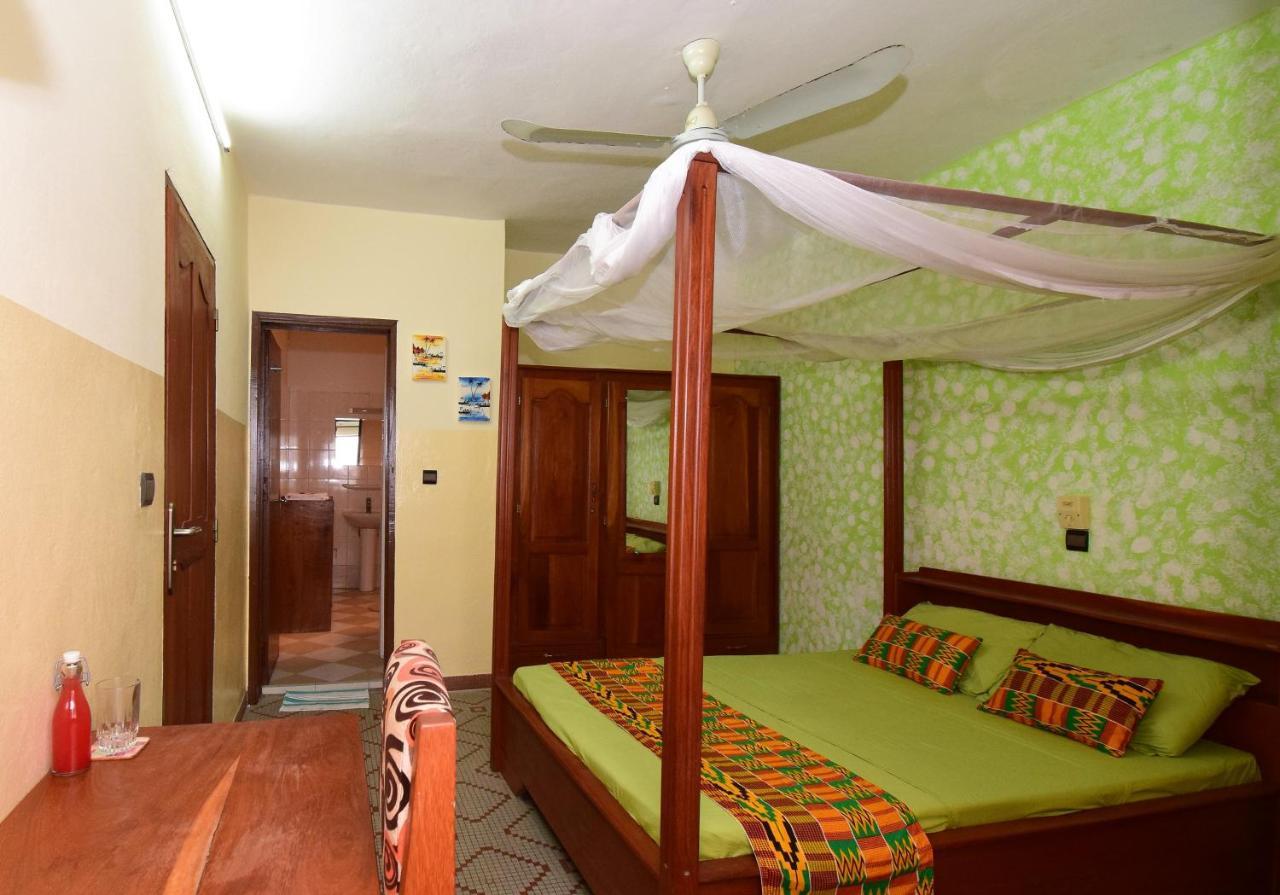B&B Chez Rita Kotonu Zewnętrze zdjęcie