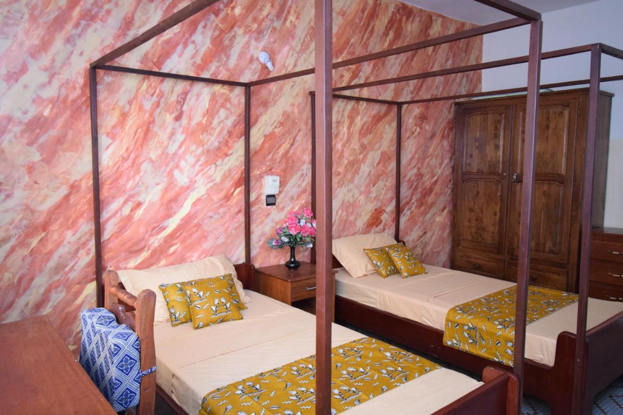 B&B Chez Rita Kotonu Zewnętrze zdjęcie