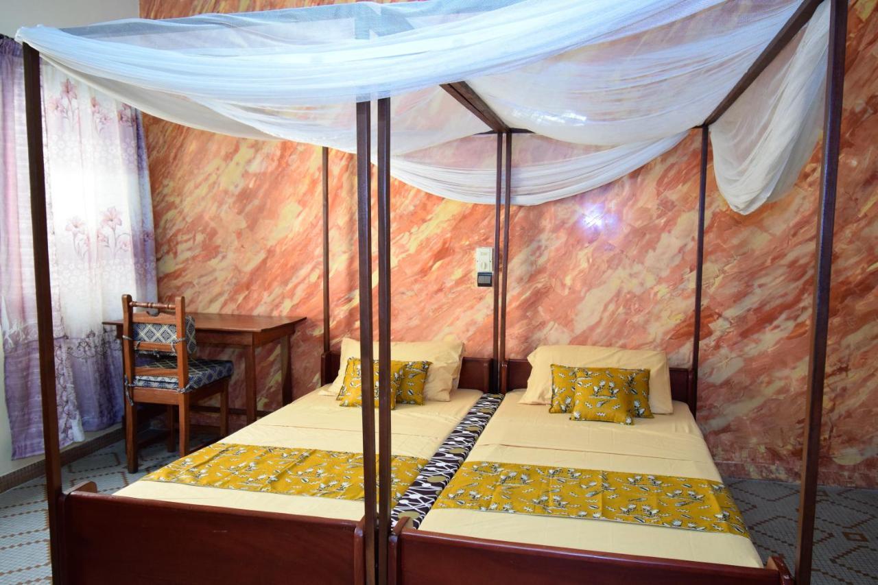 B&B Chez Rita Kotonu Zewnętrze zdjęcie